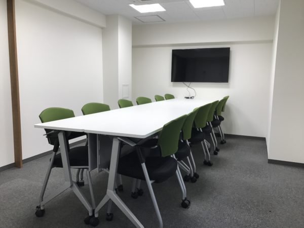 会議室だけでなくレンタル教室にも利用できる8F